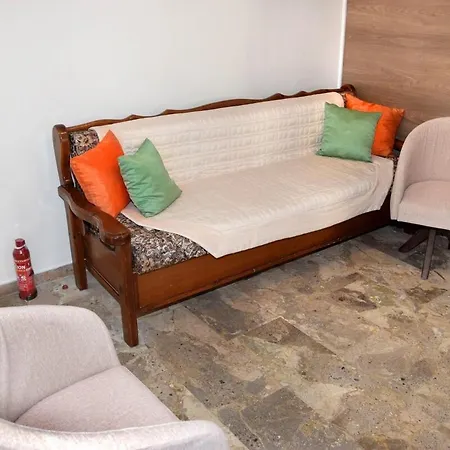 Dimitra's Little House דירה