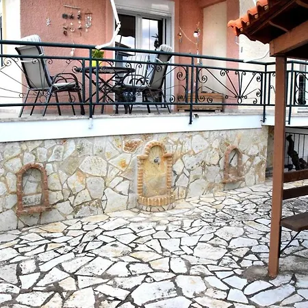 Dimitra's Little House