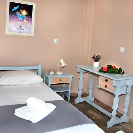דירה Dimitra's Little House