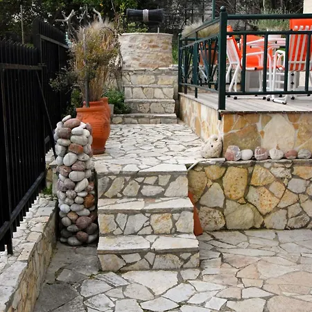 Dimitra's Little House דירה Petalídhion